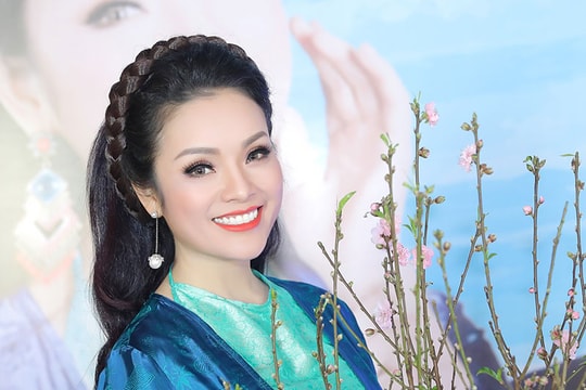 Người đứng sau học vị Tiến sĩ của ca sĩ, NSƯT Tân Nhàn