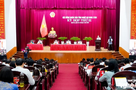 HĐND tỉnh Nghệ An chất vấn về thực trạng và giải pháp chống hàng giả, hàng kém chất lượng và thực phẩm bẩn