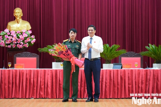 HĐND tỉnh Nghệ An phê chuẩn cho thôi giữ chức vụ và bầu bổ sung Ủy viên UBND tỉnh nhiệm kỳ 2021-2026