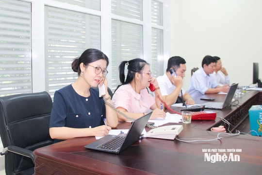 Kỳ họp HĐND tỉnh Nghệ An tiếp nhận nhiều cử tri gửi ý kiến qua đường dây nóng