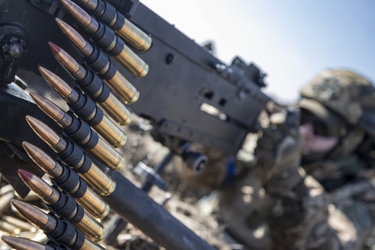 Bước ngoặt mới: Ông Trump chuẩn bị gửi gói vũ khí 300 triệu USD cho Ukraine, đảo ngược quyết định của Lầu Năm Góc