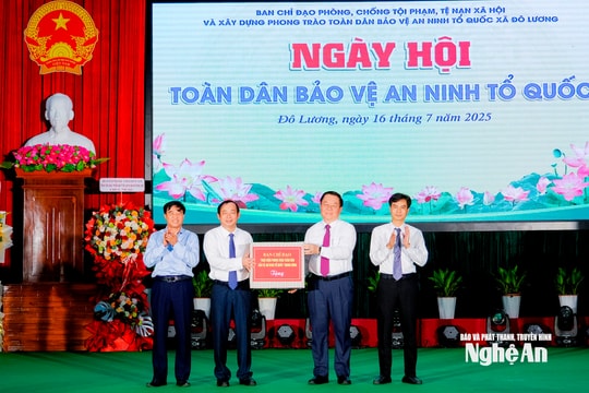 Trưởng Ban Tuyên giáo và Dân vận Trung ương Nguyễn Trọng Nghĩa dự Ngày hội toàn dân bảo vệ an ninh Tổ quốc tại xã Đô Lương