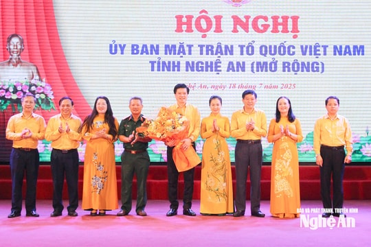Hiệp thương cử bổ sung Phó Chủ tịch Thường trực Ủy ban MTTQ Việt Nam tỉnh Nghệ An