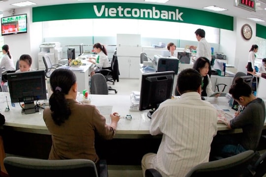 Lãi suất tiền gửi ngân hàng Vietcombank tháng 7/2025: Lãi suất cao cho kỳ hạn dài, khách hàng cá nhân hưởng lợi