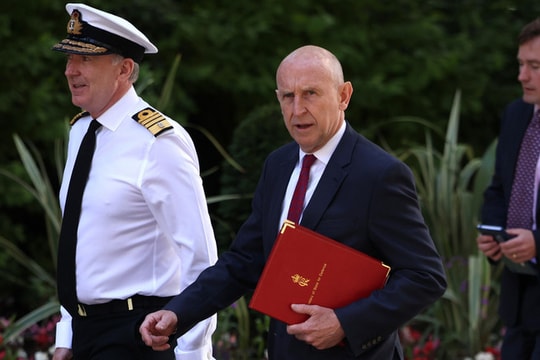 Anh-Mỹ gây sức ép lên Nga: Liệu 'chiến dịch 50 ngày' có buộc Tổng thống Putin ngồi vào bàn đàm phán?