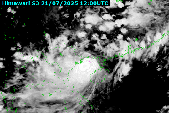 Từ tối và đêm 21/7, vùng ven biển từ Quảng Ninh đến Nghệ An có gió mạnh dần lên cấp 7-9, vùng gần tâm bão cấp 10-11