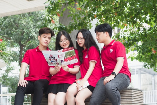 Điểm sàn 2025: Hơn 60 trường đại học đã công bố điểm sàn