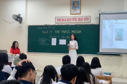 Điểm sàn ngành Sư phạm từ 16,5 điểm