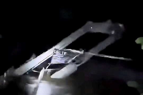 3 cây cầu treo ở xã Tương Dương bị lũ cuốn sập trong đêm, gây chia cắt giao thông