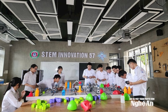 Đột phá từ con người: Nghệ An chú trọng đào tạo nhân lực chất lượng cao