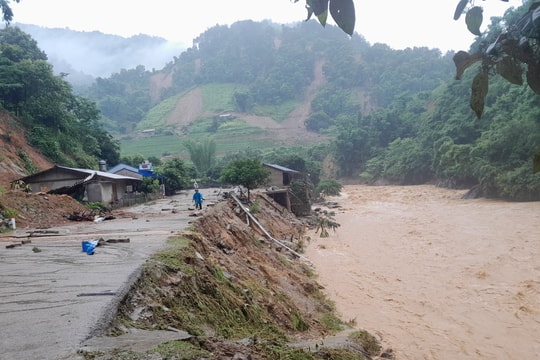 Mưa lớn gây lũ quét, sạt lở: Miền Bắc và Bắc Trung Bộ đối mặt nguy cơ cao
