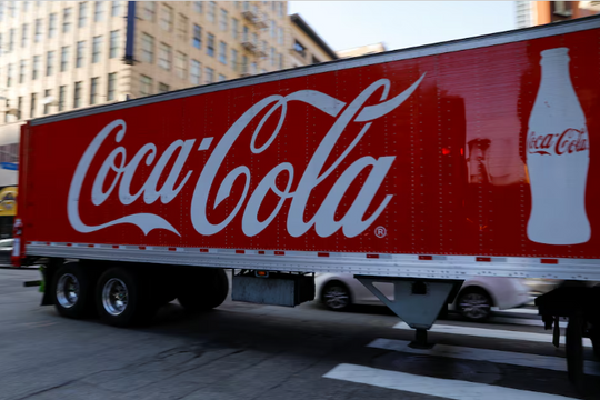 Coca-Cola ra mắt nước ngọt mới từ đường mía, đáp ứng yêu cầu của ông Trump nhưng vẫn giữ công thức gốc