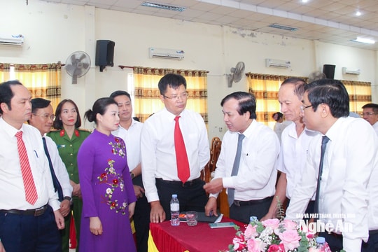 Xây dựng Văn kiện Đại hội Đảng các cấp ở Nghệ An: Tầm nhìn mới, khát vọng lớn, quyết tâm cao