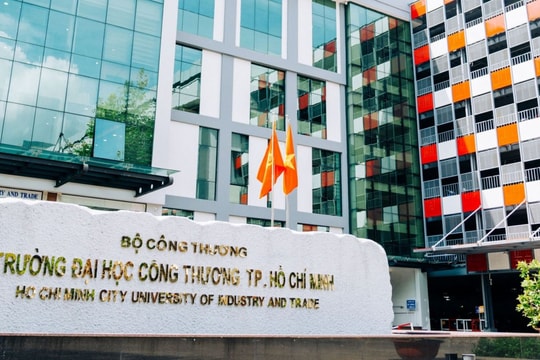 Điểm sàn Đại học Công Thương TP.HCM 2025: Công thức tính chi tiết cho 4 phương thức xét tuyển