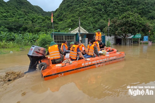 Thủ tướng Phạm Minh Chính yêu cầu nhanh chóng khắc phục hậu quả bão số 3 và mưa lũ