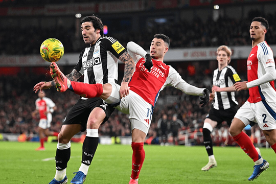 Nhận định, dự đoán Arsenal vs Newcastle: Níu chân pháo thủ