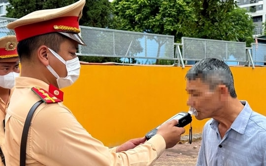 Đường dây nóng Trưởng phòng CSGT cả nước để người dân báo tin