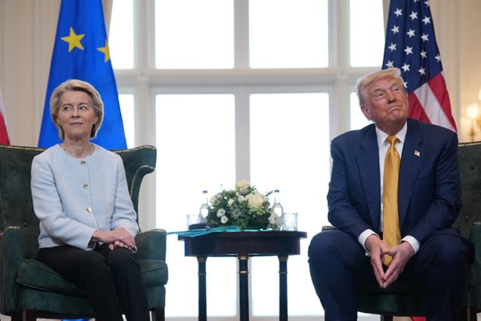 Thương chiến Mỹ - EU đi đến hồi kết? Toàn cảnh thỏa thuận thuế 15% vừa được ký kết