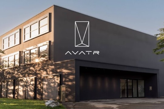 Nhà máy sản xuất ô tô hoàn toàn tự động sử dụng 5G và AI, 60 giây một xe xuất xưởng