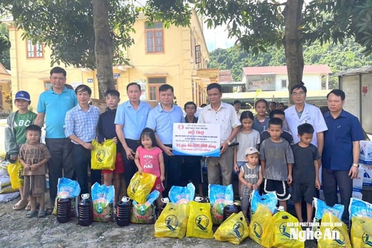 Nghệ An hỗ trợ khẩn cấp 110 gia đình có trẻ em bị ảnh hưởng lũ lụt