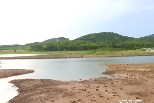 Nhóm nữ sinh cùng xóm rủ nhau tắm hồ Vực Mấu, 3 em đuối nước thương tâm