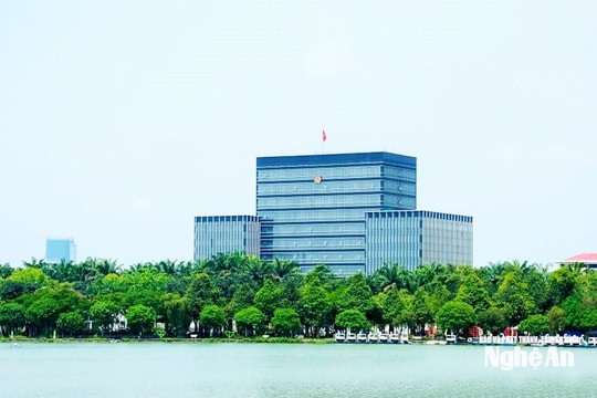 UBND tỉnh Nghệ An điều chỉnh giờ làm việc buổi sáng đến 12 giờ và buổi chiều đến 17 giờ