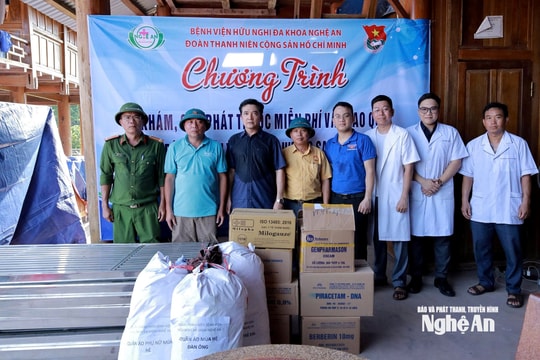 Bệnh viện Hữu nghị Đa khoa Nghệ An khám bệnh, cấp thuốc miễn phí cho hơn 300 người dân xã Mỹ Lý