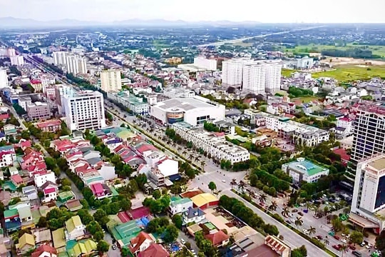 Đoàn kết, dân chủ, đổi mới, xây dựng Đảng bộ phường Vinh Phú vững mạnh