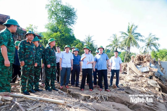 Phó Thủ tướng Chính phủ Hồ Đức Phớc thăm hỏi, động viên, kiểm tra, đôn đốc công tác khắc phục hậu quả bão số 3 tại xã biên giới Mỹ Lý (Nghệ An)