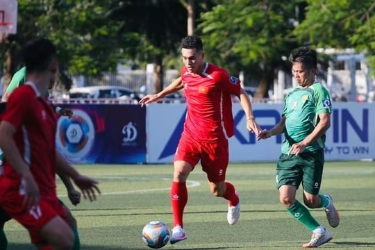 Tiến Linh, Duy Mạnh, Văn Quyết... trình diễn ở trận đấu đặc biệt; Báo Hàn dự đoán HLV Kim Sang-sik sẽ vượt HLV Park Hang-seo sau cú đúp danh hiệu