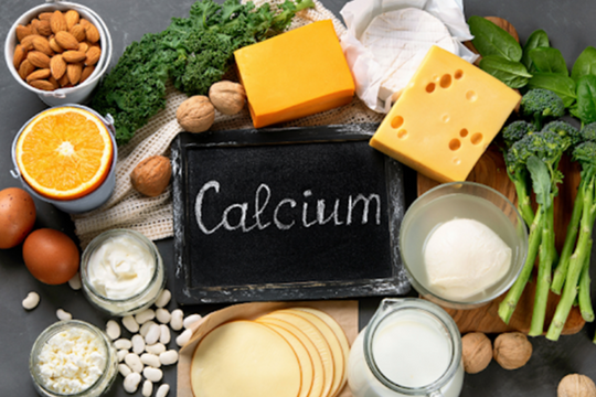 Top 10 món ăn vặt giàu canxi vượt cả sữa chua, giúp cho bé xương chắc khỏe mỗi ngày