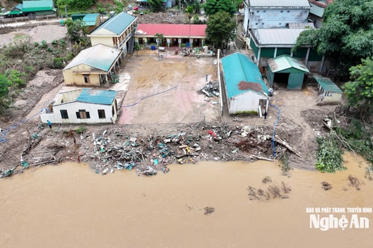 Mường Típ vẫn ngổn ngang sau lũ