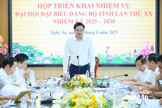 Tiếp tục tổ chức lấy ý kiến của các tầng lớp Nhân dân vào dự thảo văn kiện trình Đại hội Đảng bộ tỉnh Nghệ An và Đại hội đại biểu toàn quốc lần thứ XIV của Đảng