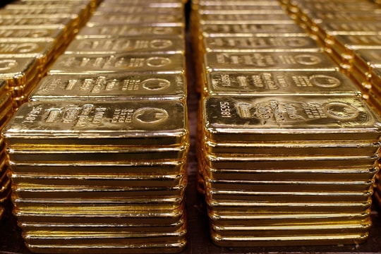 Mỹ áp thuế 39% với hàng nhập từ Thụy Sĩ vì thâm hụt thương mại 48 tỷ USD, giá vàng có hưởng lợi?