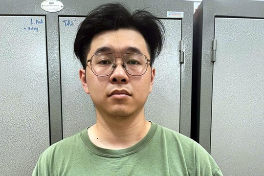 Bắt khẩn cấp người đàn ông xăm trổ hành hung phụ nữ ở Hà Nội