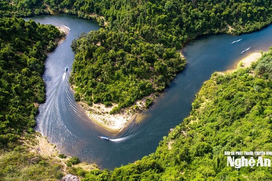 Một số suy nghĩ bước đầu về phát triển kinh tế miền Tây Nghệ An