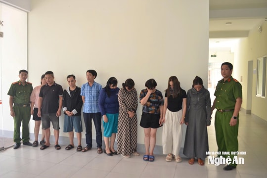 Công an phường Trường Vinh bắt ổ nhóm đánh bạc chủ yếu là nữ