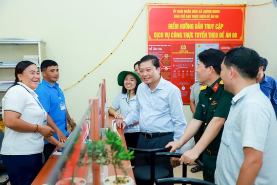 Giải quyết thủ tục hành chính ở Nghệ An: “3 hơn” trong phục vụ người dân