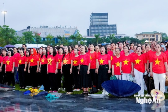 Ấn tượng Lễ chào cờ kỷ niệm 80 năm Cách mạng Tháng Tám và Quốc khánh 2/9 ở Nghệ An