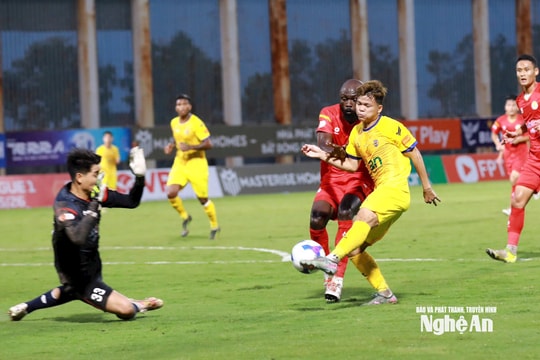 Sông Lam Nghệ An nhận thất bại trước chủ nhà PVF-CAND trong ngày ra quân V.League 2025/26