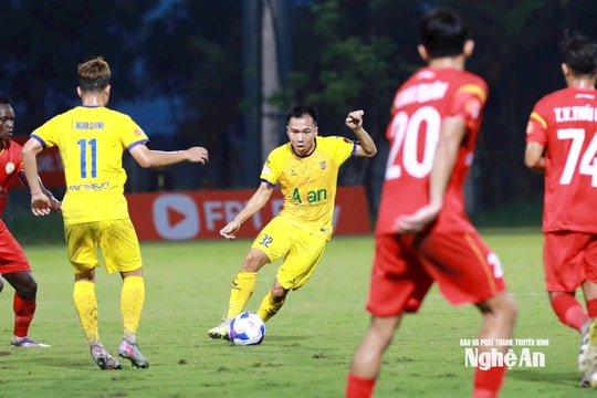 Sông Lam Nghệ An cần mạnh dạn thay đổi chiến thuật