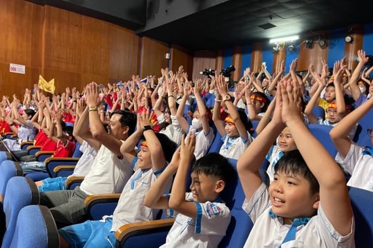 Đặc sắc ca khúc chính thức của English Changllenge