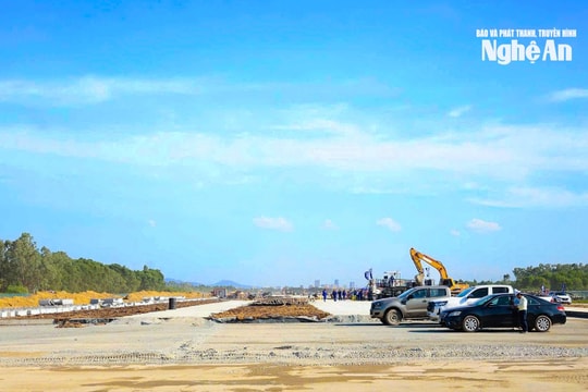 Tập trung tiến độ đưa Cảng hàng không quốc tế Vinh vận hành trở lại trong năm 2025