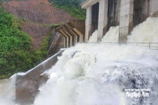 Từ 20h tối nay (24/8), vận hành xả nước các hồ chứa thủy điện Sông Quang và Bản Ang