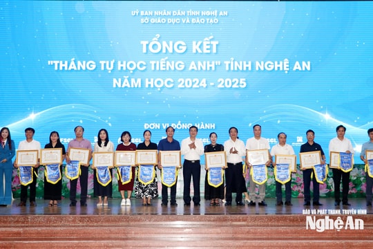 Hơn 270.000 giáo viên và học sinh Nghệ An tham gia Tháng tự học tiếng Anh