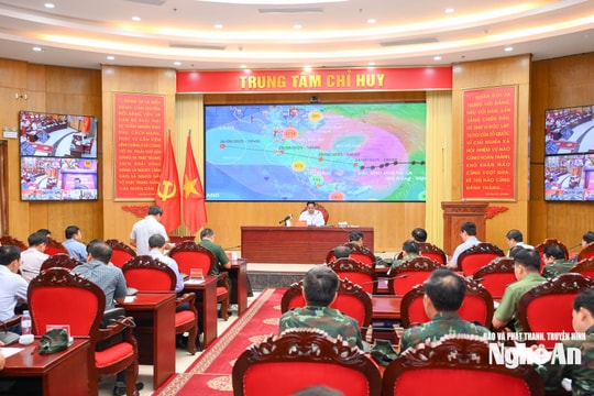 Thành lập Sở Chỉ huy tiền phương của Chính phủ, phục vụ chỉ đạo, điều hành ứng phó bão số 5 (Kajiki) tại Nghệ An