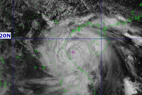 TIN NHANH VỀ BÃO SỐ 5 (LÚC 10 GIỜ NGÀY 25/8): cách Nghệ An khoảng 120km về phía Đông Đông Nam