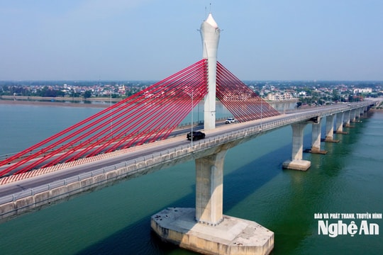 Cấm các phương tiện đi qua cầu Cửa Hội từ 6h ngày 25/8