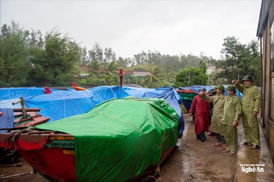 Xã vùng biển Hải Lộc (Nghệ An) trước thời khắc bão số 5 đổ bộ