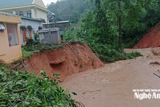 Cần có phương án di dời hàng trăm nhà ở nằm ở khu vực nguy hiểm